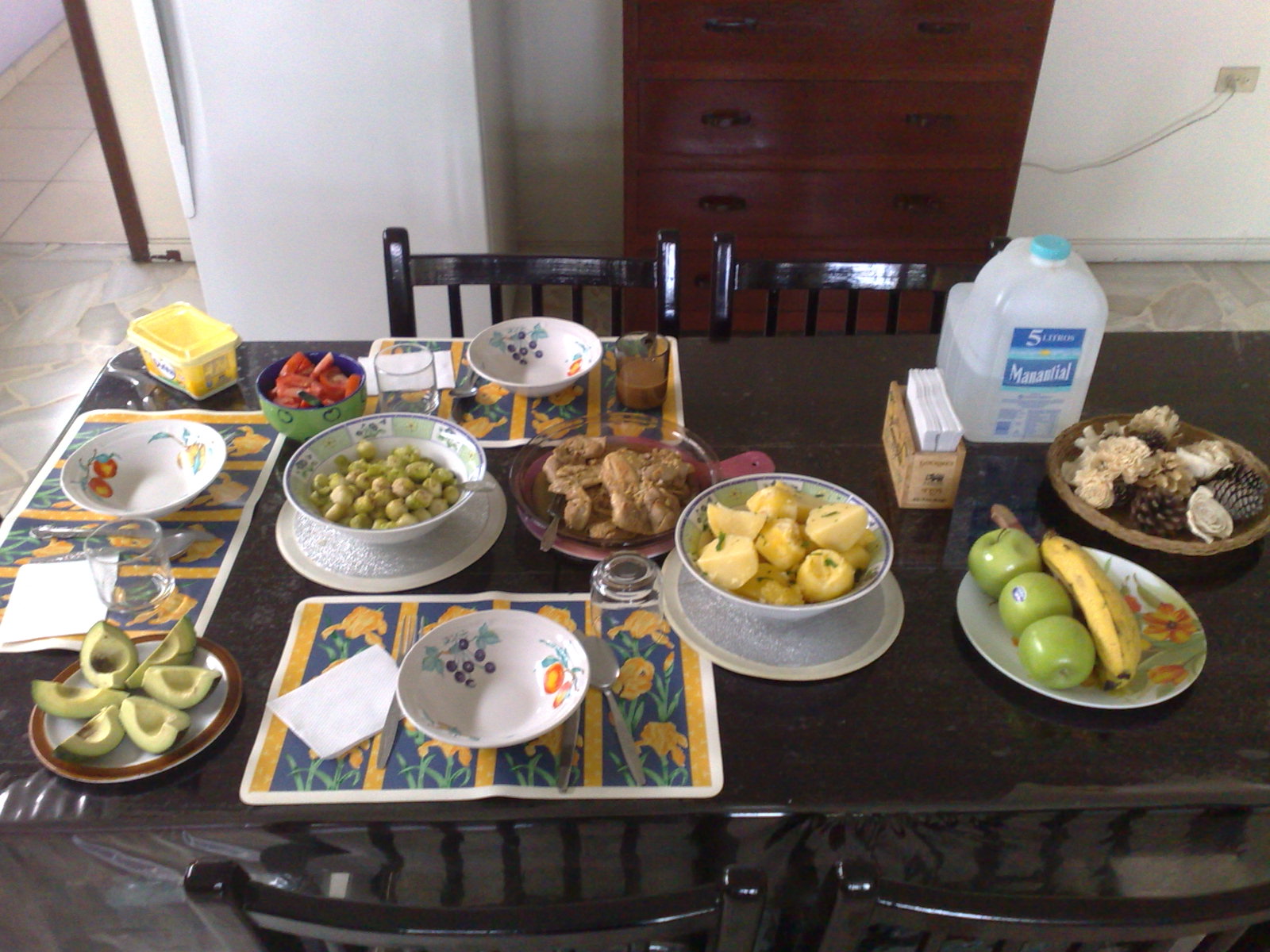 Middageten, spruitjes en aardappels in Guayaquil